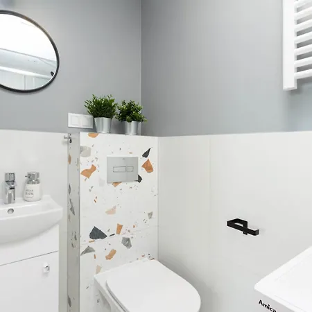 Apartly - Z Balkonem Golisza *